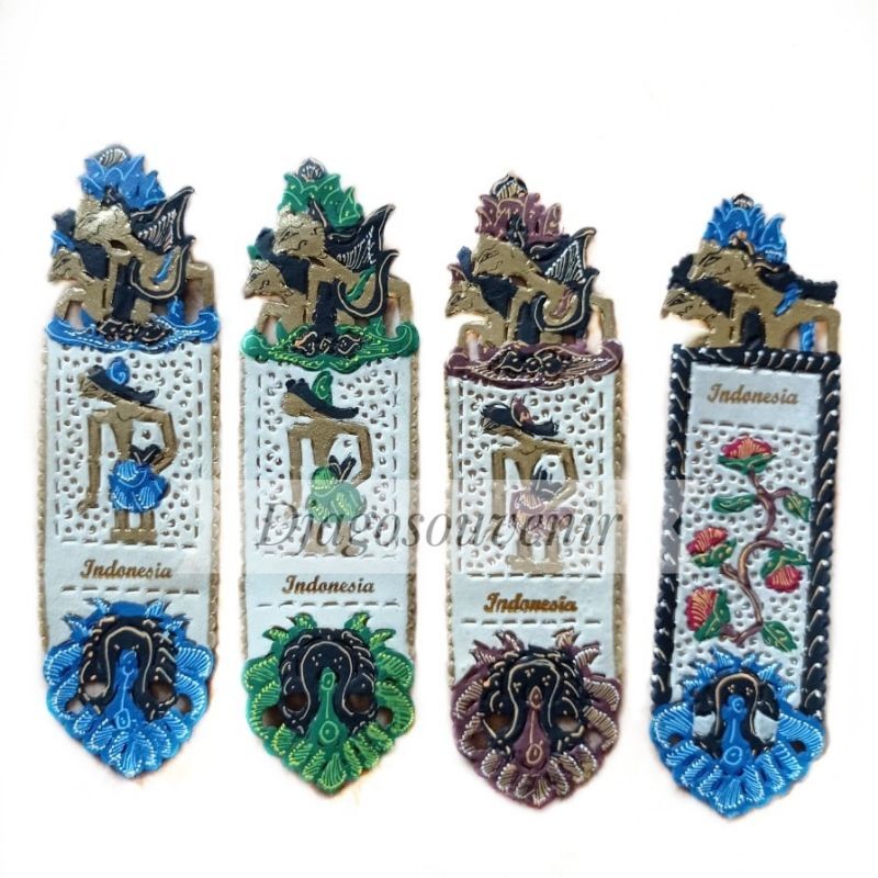

Pembatas Buku motif Wayang Kulit cantik & elegant