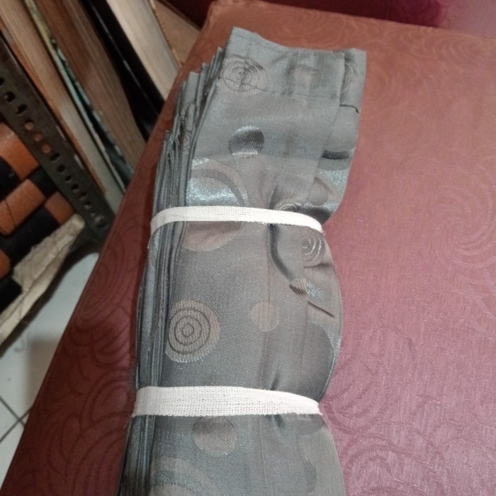 gorden plisket polos kawat / Hordeng tebal / korden 1x190 - Abu-abu