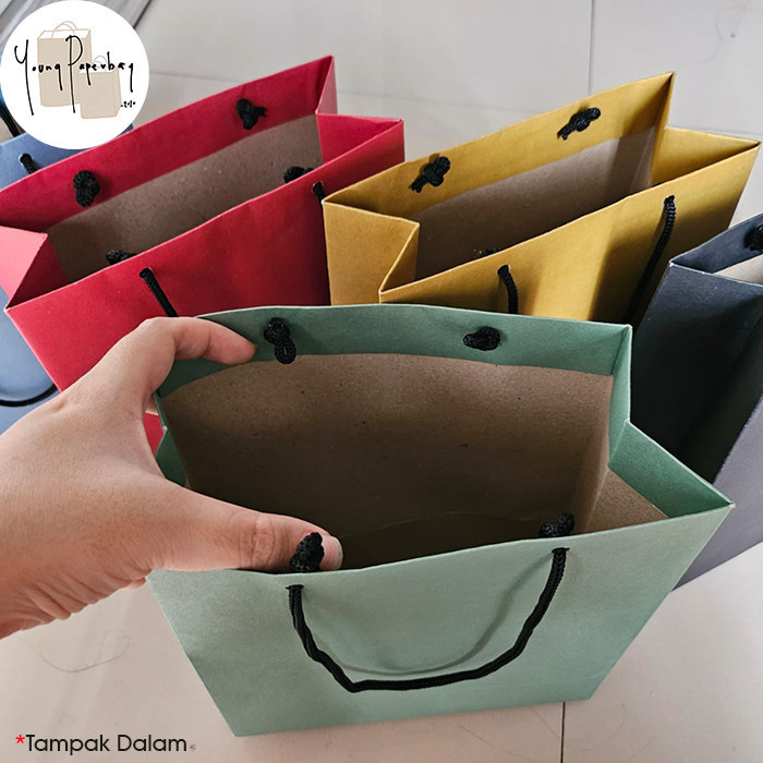 

Paper Bag / Tas Kertas Mini Uk.15x8x18 1 lsn - Hijau