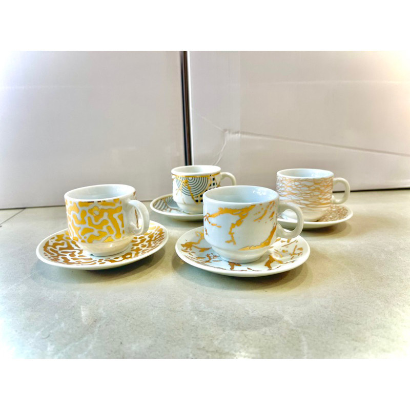 Gelas Cangkir 6set dan Tatakan Gold Khas Oleh Umroh Haji Zam-zam