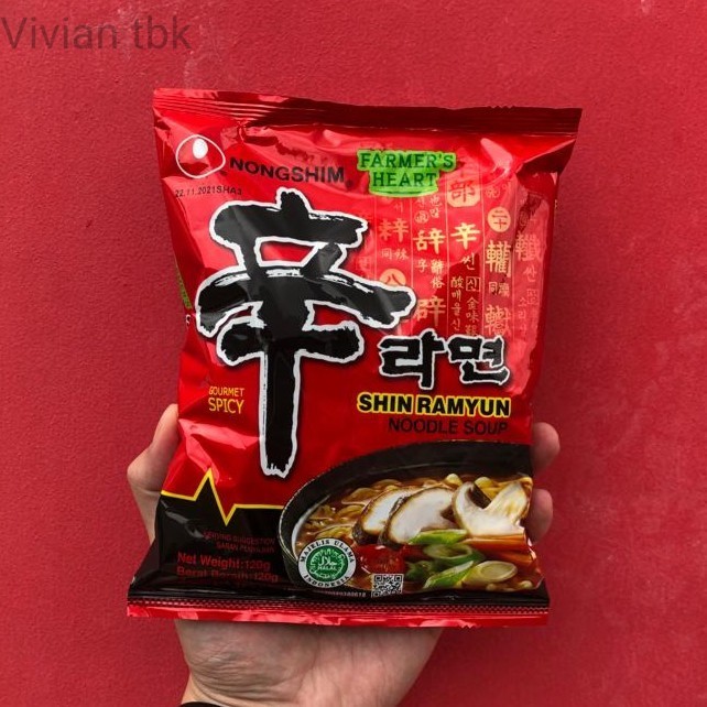 

vv Nongshim Shin Ramyun | Mie Instant Korea - Spicy Mushroom - Claypot