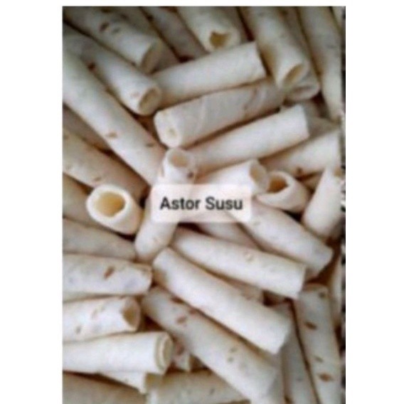 

Snack wafer roll Astor mini rasa susu 250gr