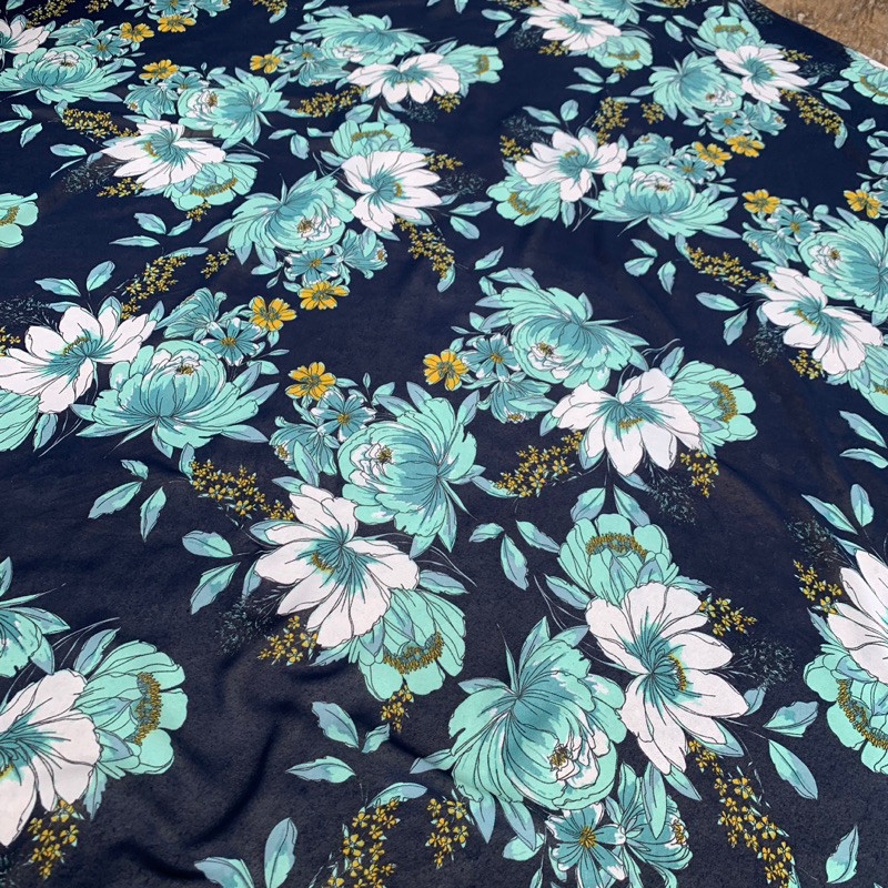 kain ceruty motif bunga // kain ceruty babydoll // kain ceruty motif garment // kain bahan gamis cer