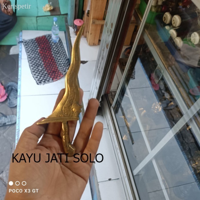 

keris pandawa naga kuningan besar Antikan KJS72 antik terlaris