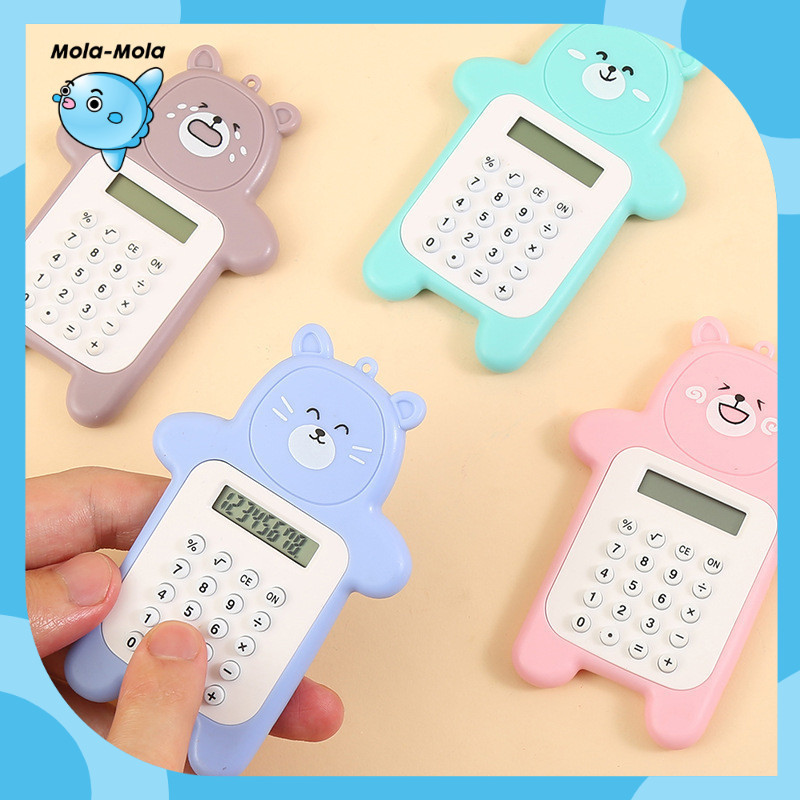 

HL0644 Calculator Mini Portable Motif Bear Kalkulator Portable Mini Beruang Kalkulator Unik Kalkulator 8 Digit Mini Portable Kalkulator Beruang Tombol Karet Y1789