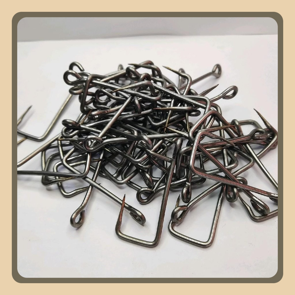 100 pcs mata pancing mata kail senggol kotak lobang. Rawe rawai kotak lobang kawat 2,5mm.panjang 5cm