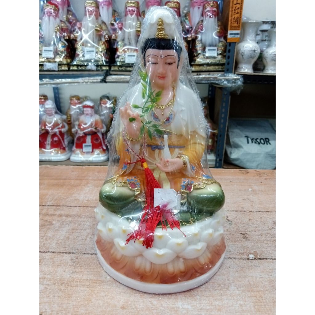 patung dewi kwan im / kwan in / guan yin - mamer - 12inch - kuning hijau
