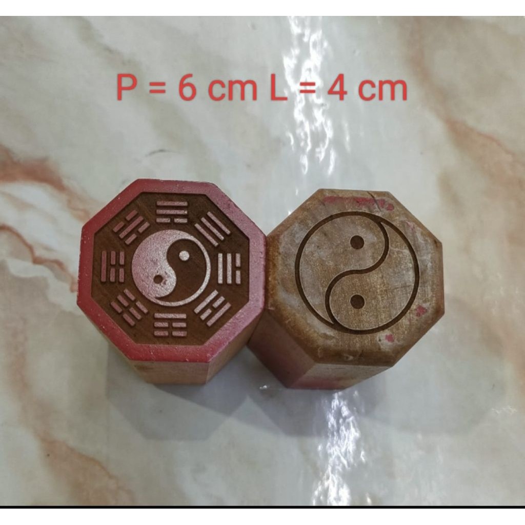 

stempel dewa pat kua / pat kua - kayu