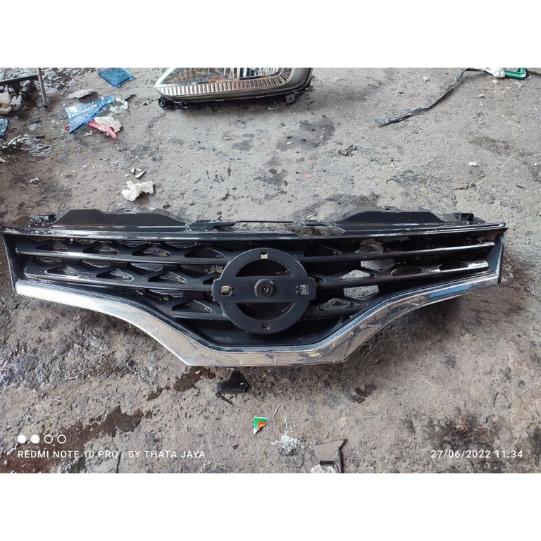Grill grille radiator Nissan evalia