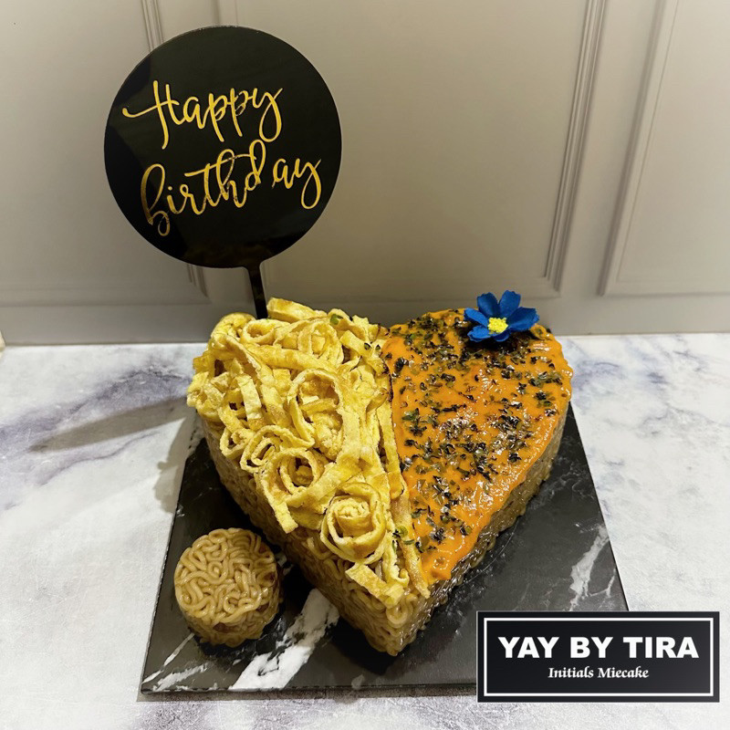 

Indomie cake Miecake Love , Bulat , Persegi ( Birthdaycake & Hampers ) 1