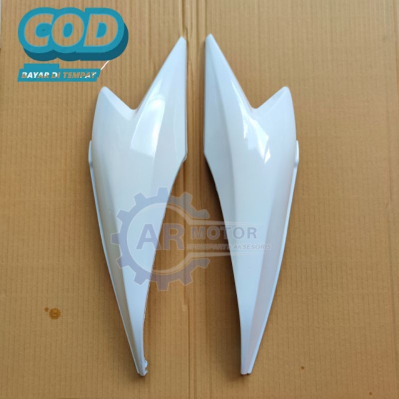 BODY BELAKANG BLADE LAMA PUTIH