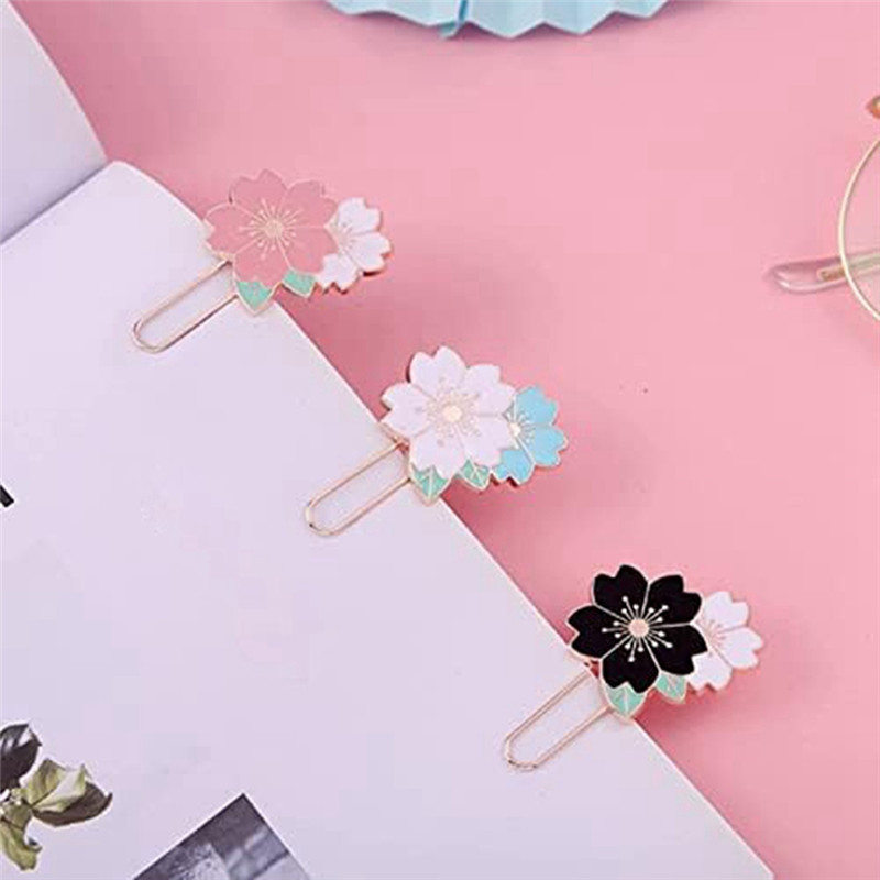 

AU67-7Pcs Cherry Blossom Paper Clips, Cute Colorful Sakura Paperclip Planner Parts For Office Supplies Students Marking