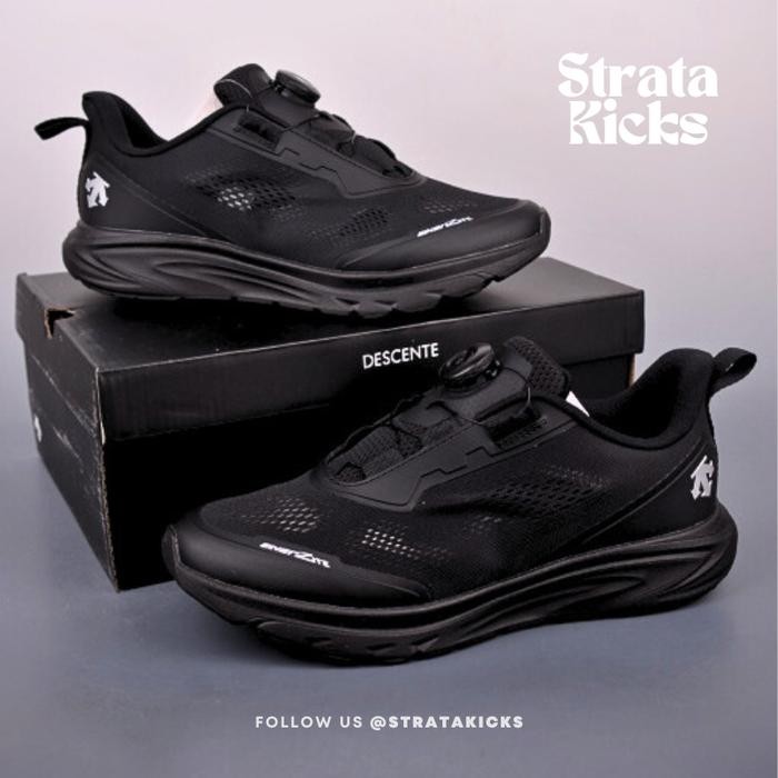 Descente BOA Dual IS Triple Black Sneaker Shoes D4231RRN22 (Size 39-45)