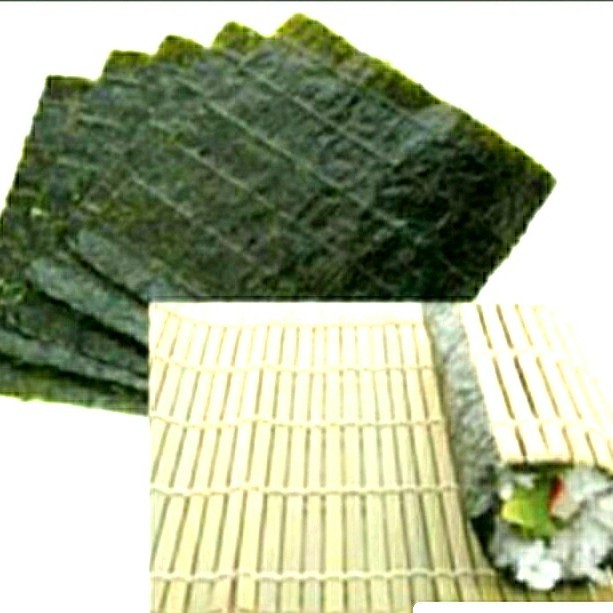 

Paket nori 10 lembar + penggulung sushi murah