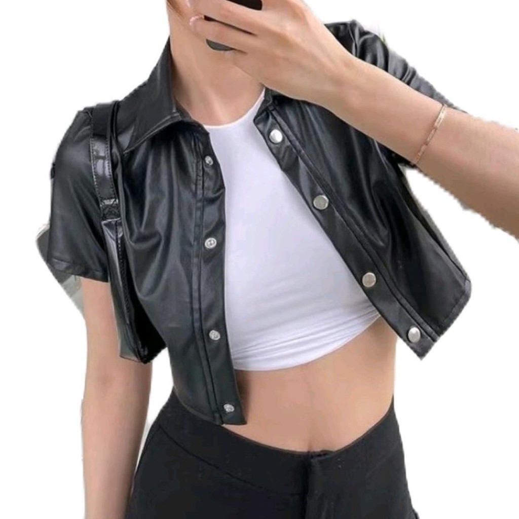 Jaket Kemeja Baju kulit Wanita Crop Top Pendek Korean Style Gaya Trendy Outer Casual Hitam ootd Atas