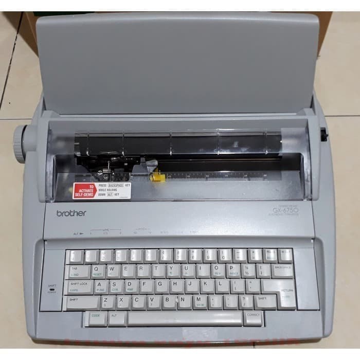 

BROTHER GX-6750 + 2 PITA MESIN TIK - Mesin Ketik Tik Elektronik