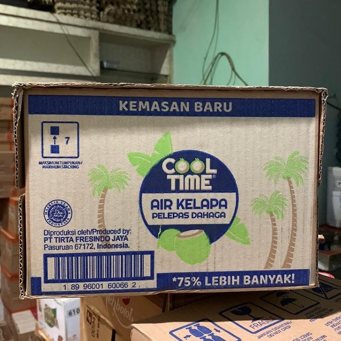 

Cool time coconut water 350ml 1 dus isi 12 / minuman air kelapa