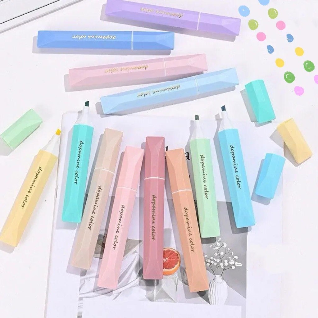 

Smear-Proof Vibrant Highlighter Pens 4pcs Quadrilateral Random Colors Office Students Markers School Supplies highlighter