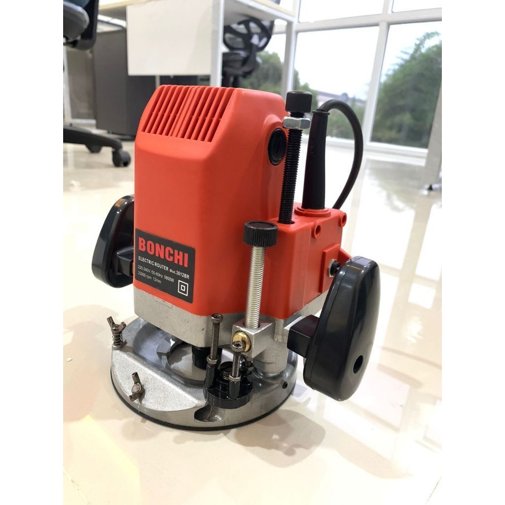 BONCHI MESIN PROFIL KAYU / ELECTRIC ROUTER maktec Mesin Router 12mm Besar Profil Kayu 12 mm Wood Tri