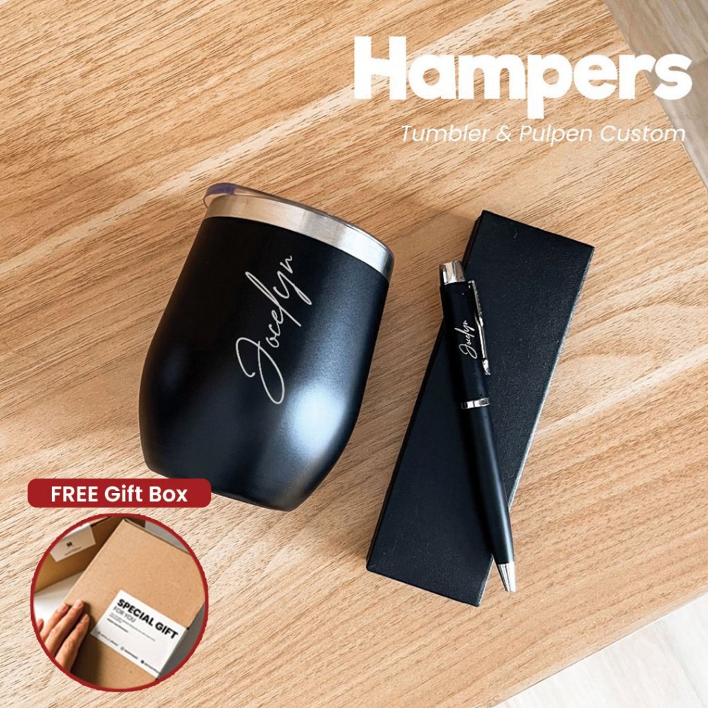 

Kado Hampers Tumbler dan Pulpen Custom Hadiah Ulang Tahun Gift Custom Wisuda Pacar Cowok Cewek