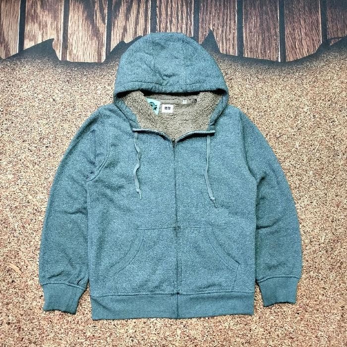 zipper hoodie UNIQLO abu abu sherpa tebal jemper murah bagus size M