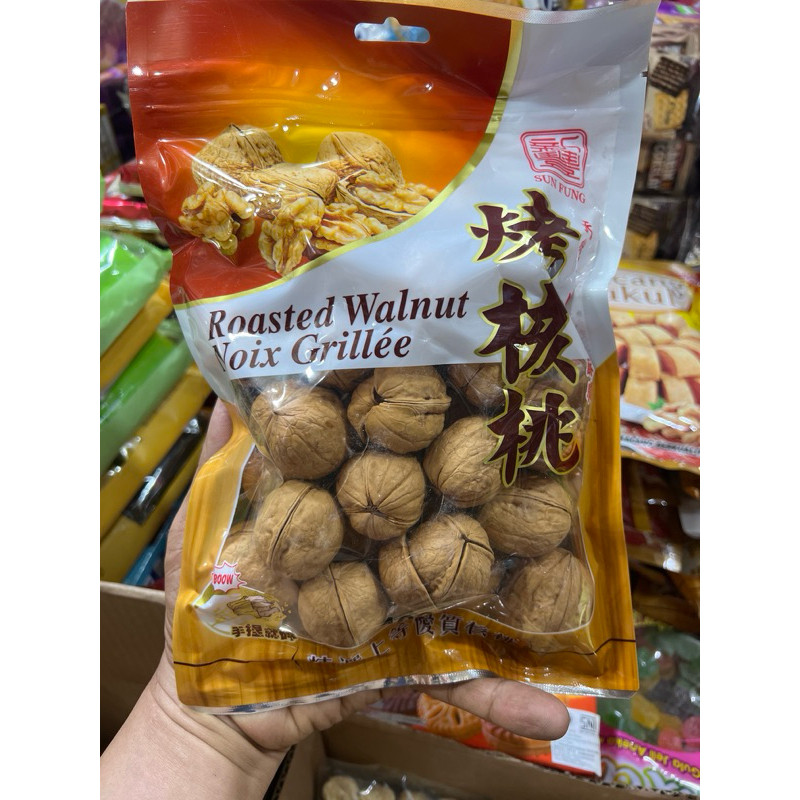 

Roasted walnut (kacang otak) exp08/2026