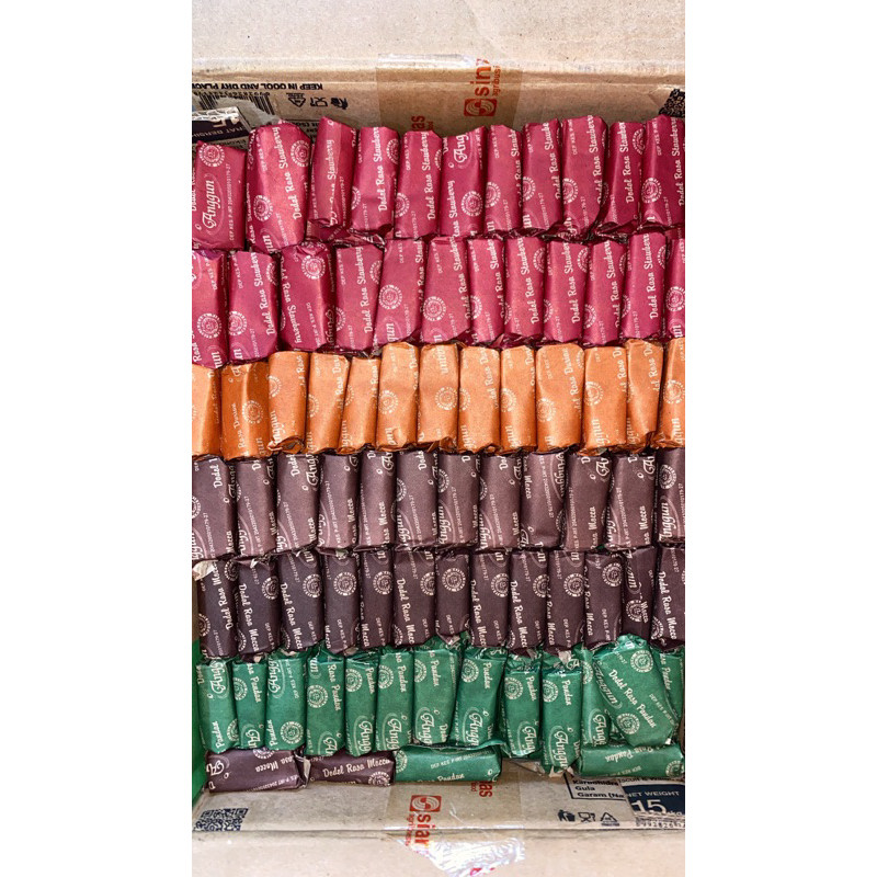 

READY 250GR DODOL GARUT ANEKA RASA PANDAN STRAWBERRY COKELAT DURIAN FRESH SELALU Brand luxury jelita