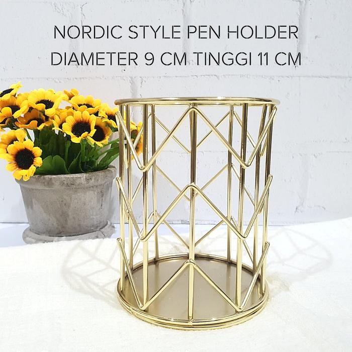 

NORDIC AESTHETIC PEN HOLDER | TEMPAT STATIONERY MINIMALIS - GOLD