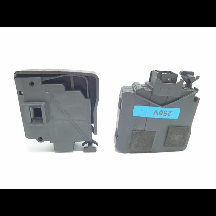 

SWITCH PINTU / DOOR LOCK MESIN CUCI SAMSUNG FORNT LOADING 881 HITAM NEW....!!!