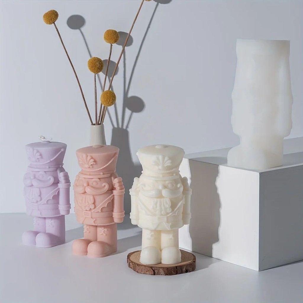 

Nutcrackers Soldier Shape Candle Mold DIY Craft Gifts Compact General Solider Human Silicone Mold for Scented Candle Decors