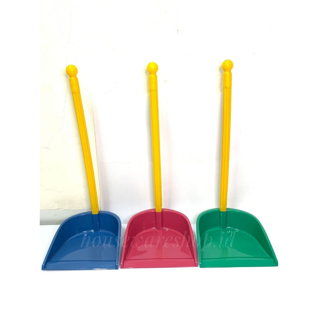 PENGKI SAMPAH / SEKOP SAMPAH / SEROK SAMPAH / SEROKAN / SEKOP SAPU ARUKA