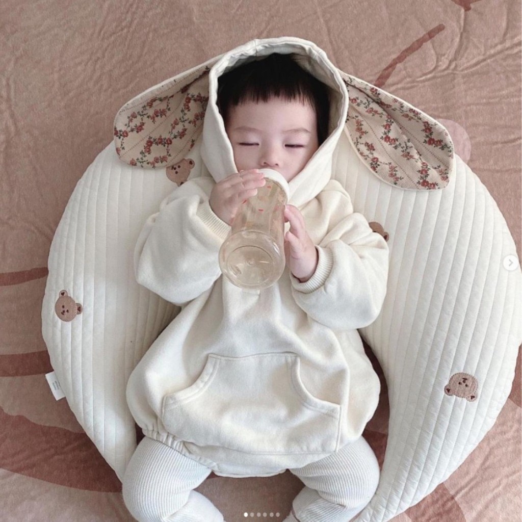 Korean Instagram Moon Baby Soothing Pillow Baby Sleeping Pillow Side Sleeping Pillow Safety Tool Ant