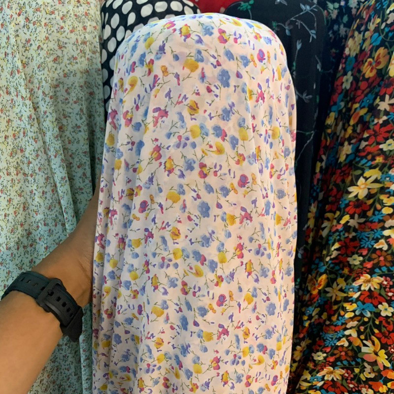 kain ceruty - kain ceruty babudoll - kain ceruty motif bunga kecil - kain ceruty import