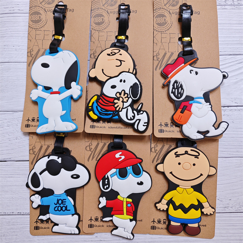 

Hot Sell Luggage Tag Travel Accessories Cartoon Snoopy PVC Luggage Label Portable Anti-loss Address Name Tag for Men Women