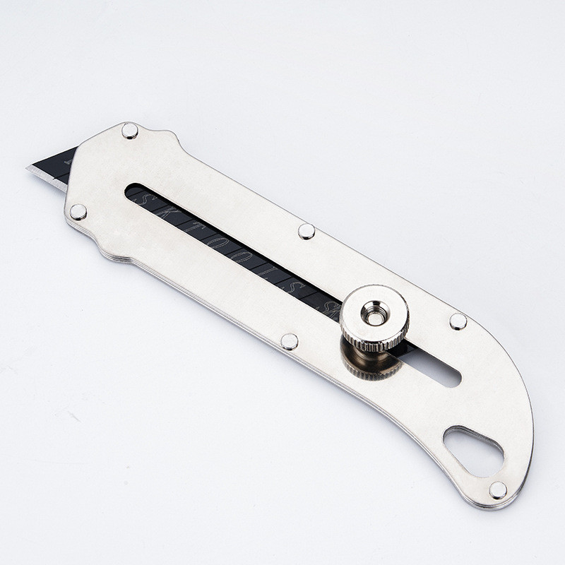 

Cutter Stainless 9IN1 Cutter Pemotong Pembuka Paket Unboxing Pemutar Mur Multifungsi Pisau Stainless