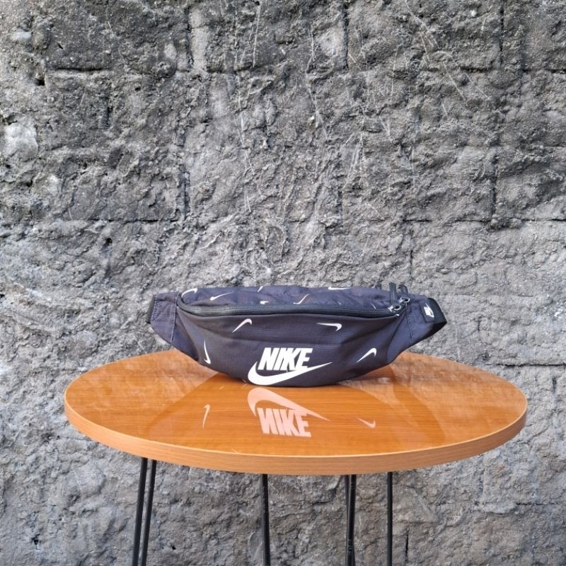 Nike Waist Bag, Sling Bag, Crossbody Bag, Tote Bag, Messenger Bag