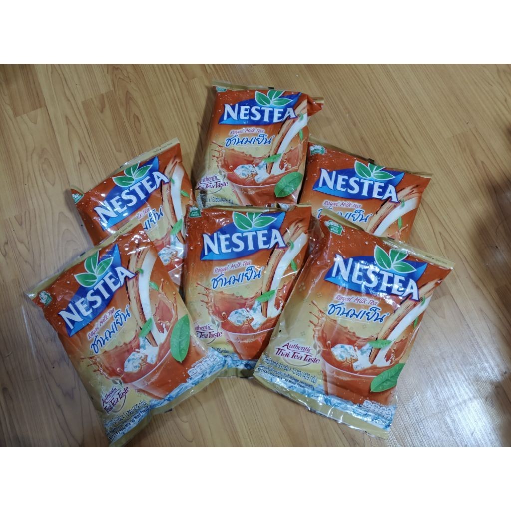 

Nestea Royal Milk Tea / Thai Milk Tea. HALAL. 1 pak isi 13 sachet x 33gr. Original.