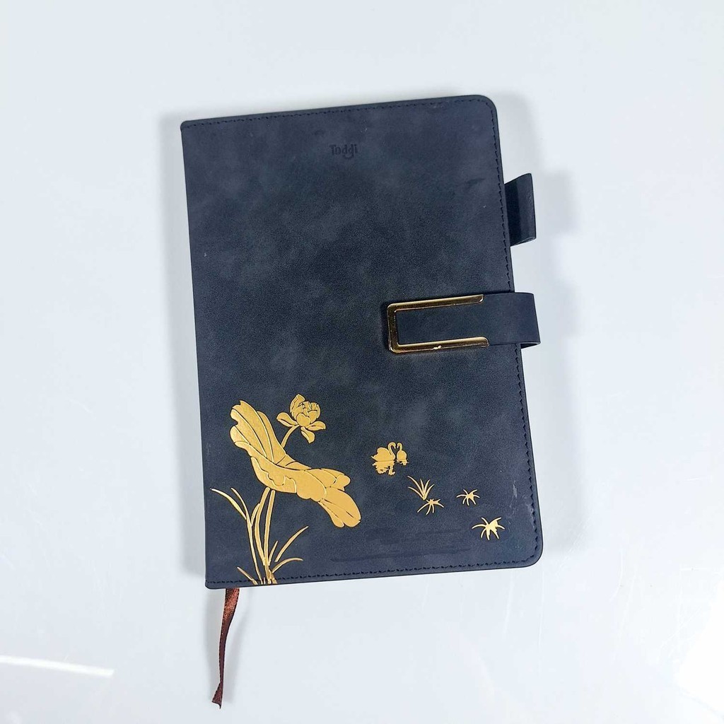 

Buku Jurnal Leather Notebook Diary A5 80GSM 200 Halaman