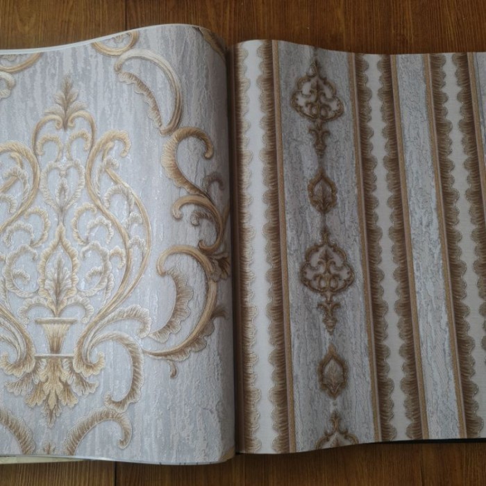 Wallpaper Dinding Premium Ruang Tamu motif batik mewah embos