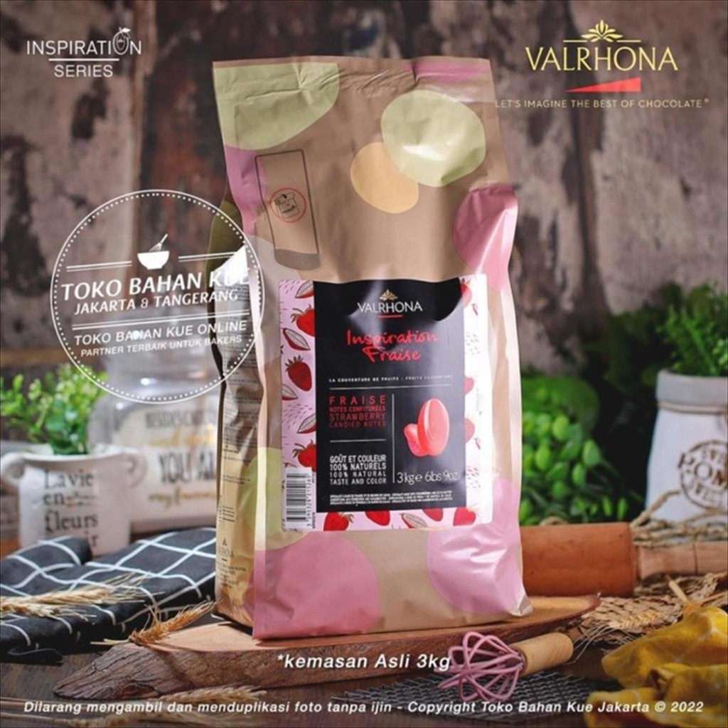 

Valrhona Cokelat Inspiration Fraise STRAWBERRY 3kg Pack ASLI Couverture Chocolate Baking Rasa Buah Stroberi Premium