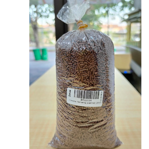 

Meses parrot terang repack 250g