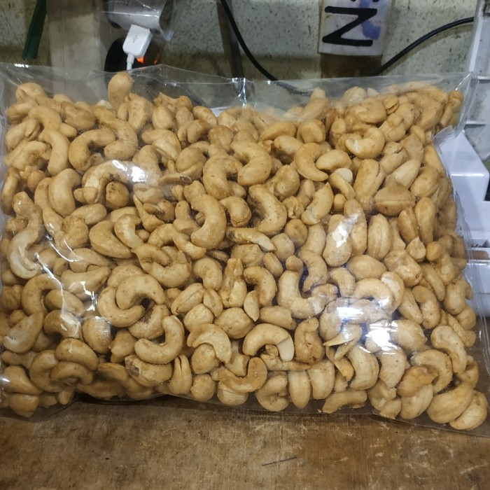 

Best Seller kacang mede panggang 500gr wonogiri