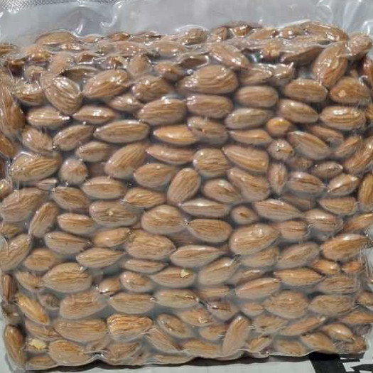 

Kacang Almond Panggang Oven Matang Kupas Jumbo 25/27