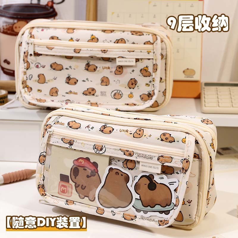 

JAMIN MURAH !!!【CHARMANT】Capybara Tempat alat tulis kotak pensil aesthetic Tas PenaTempat Pencil Tas Pensil kapasitas besar(BISA LANGSUNG ORDER)