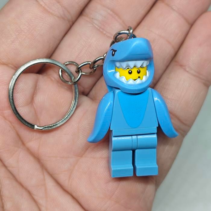 AKO,,, Mini Figure Keychain Brick Shark Suit Guy Ganci Figur 2ND