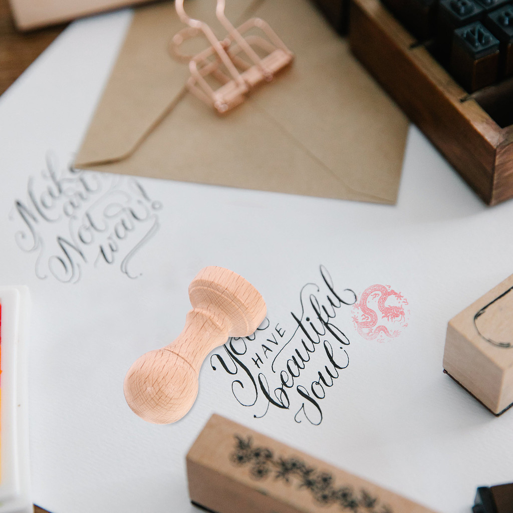 

2pcs Round Wood Stamps Correction Seal Engravable Blanks Animal Theme Classroom Use Scrapbook Diy Tool Wooden Stamper