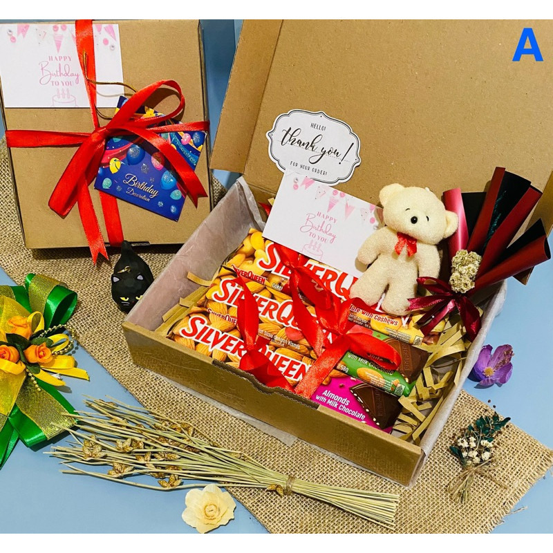 

New KADO HAMPERS ULTAH | HARI IBU | WISUDA | VALENTINE | ANNIVERSARY | KADO COKLAT | HAMPERS COKLAT SILVERQUEENPremium