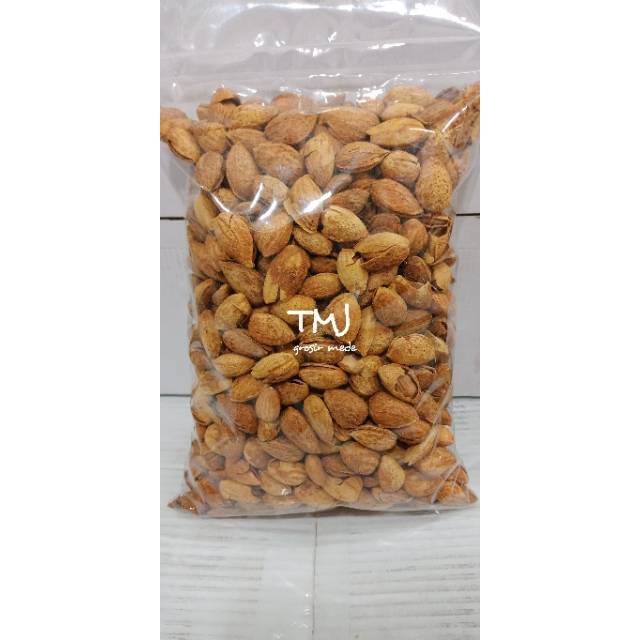 

ALMOND CANGKANG RASA SUSU/ MILKBUTTER OLEH2 HAJI/UMROH