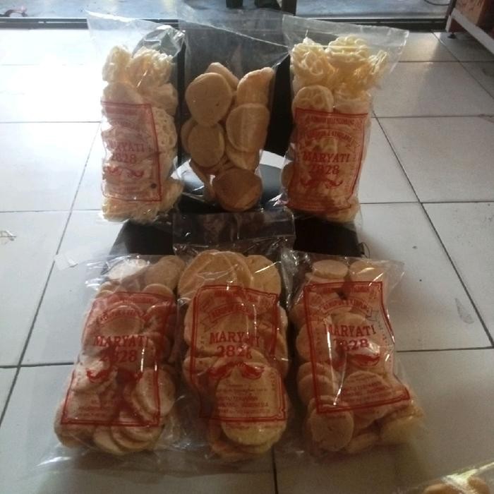 

paket mix,1.2kg isi 6bungkus,kemplang rempes/pecahan.kualitas super premium.ikan tenggiri ( DIKIRIM RANDON ) Makanan