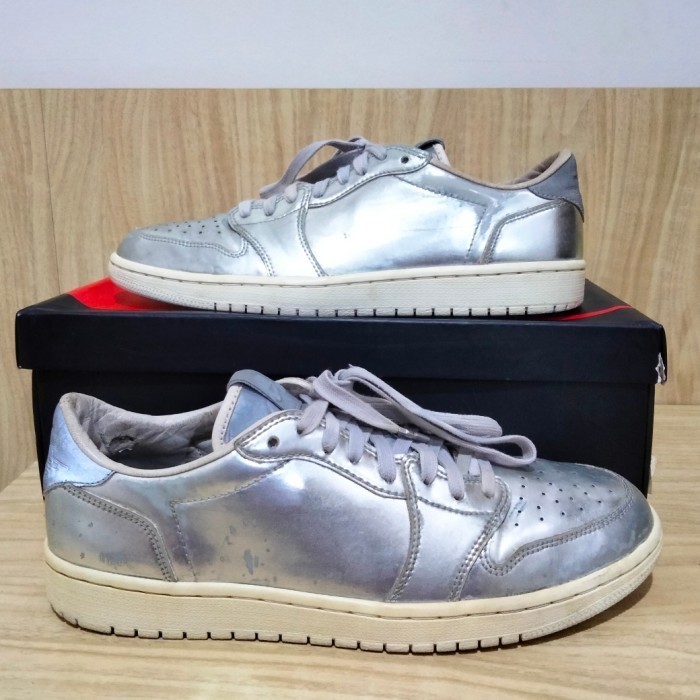 AJ1 Retro Low OG Pinnacle Metallic Silver Chrome Sneakers Sepatu Shoes AJ 1
